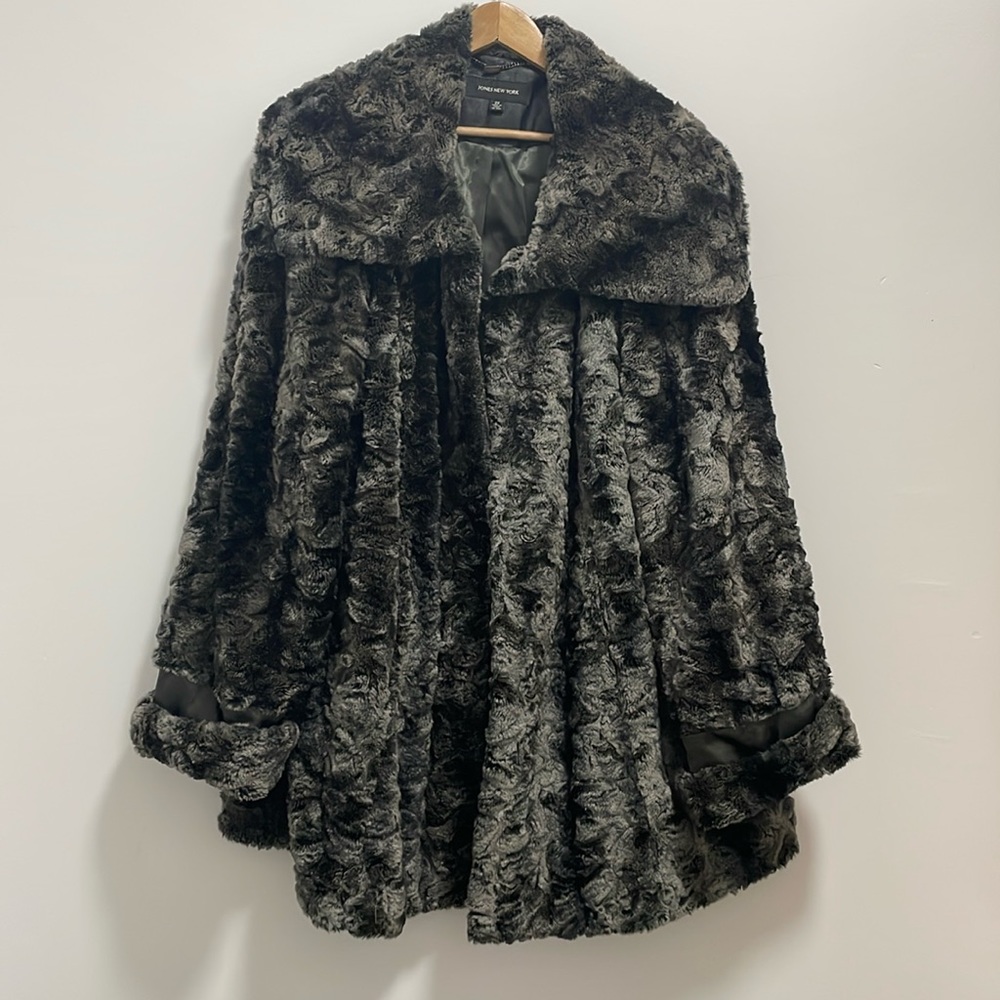 Jones New York faux fur coat